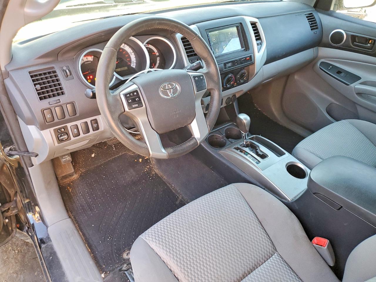 2013 TOYOTA TACOMA V6 photo 8