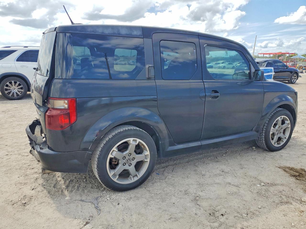 2007 HONDA ELEMENT SC photo 7