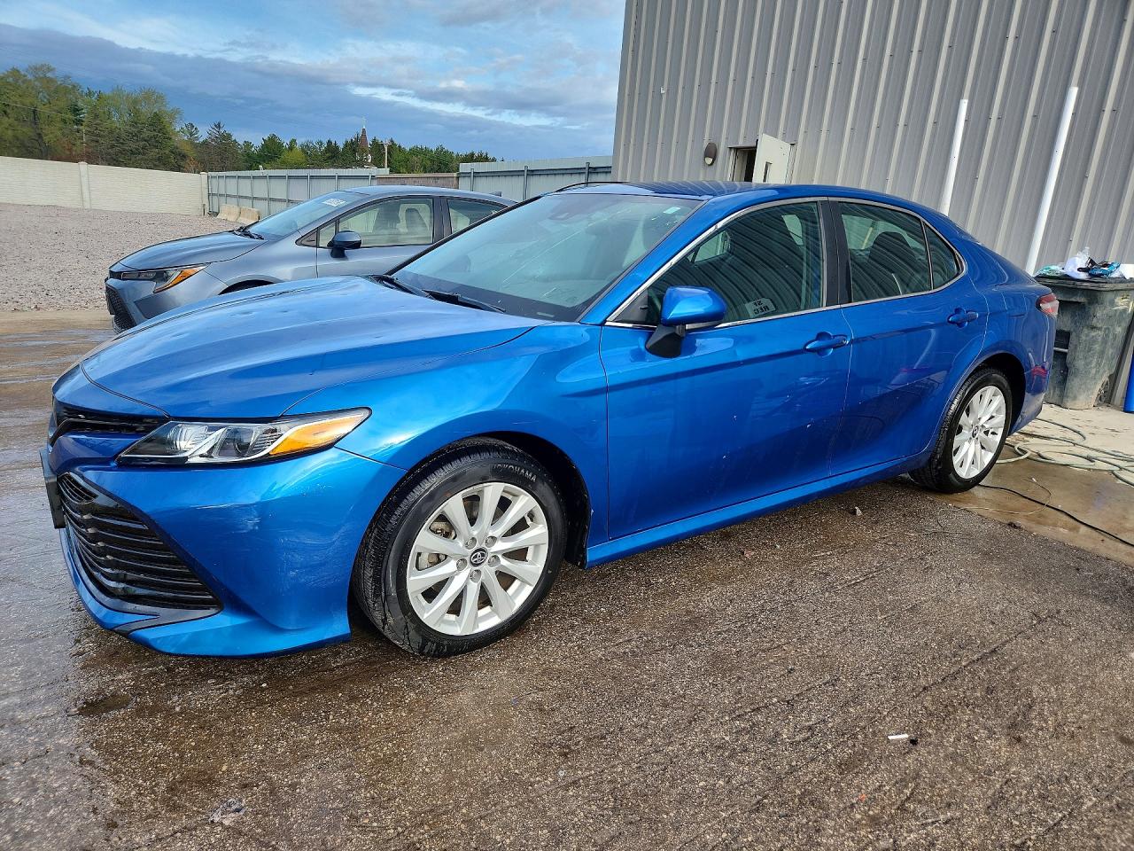 2020 TOYOTA CAMRY