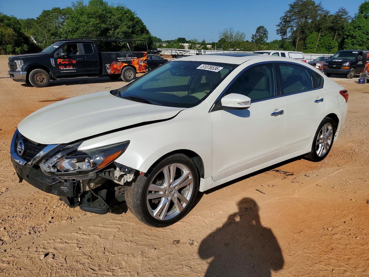 2017 NISSAN ALTIMA