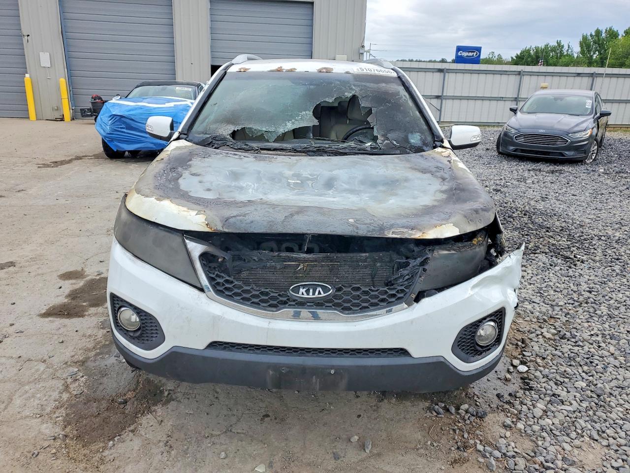 2011 KIA SORENTO LX photo 13