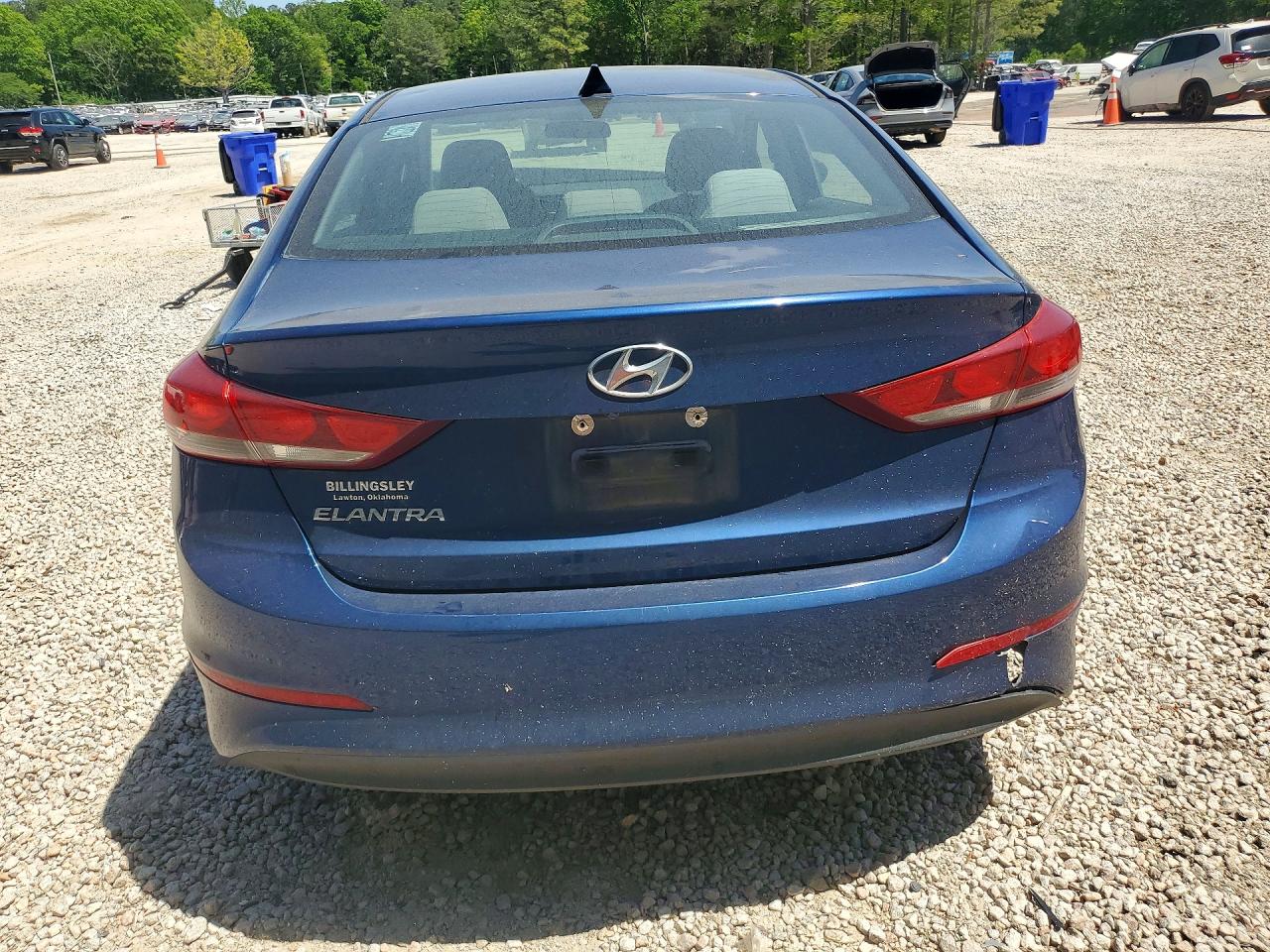 2017 HYUNDAI ELANTRA SE photo 11