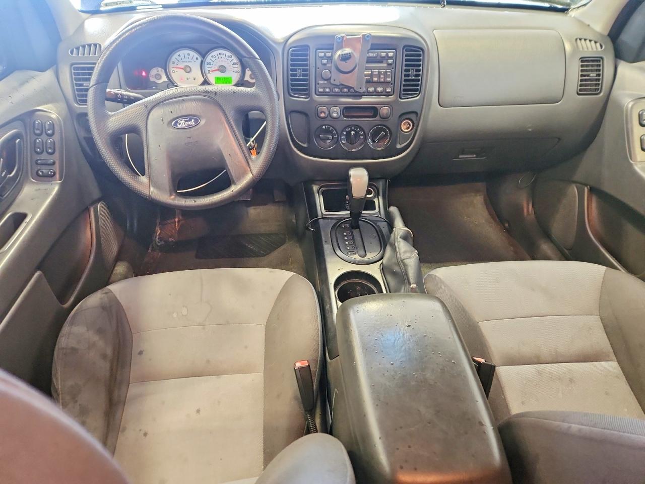 2006 FORD ESCAPE XLS photo 15