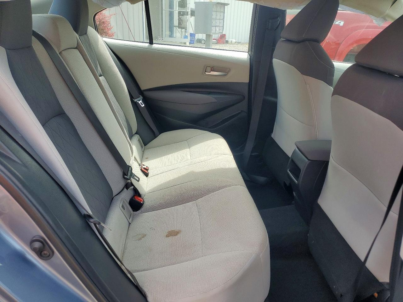 2020 TOYOTA COROLLA LE photo 28