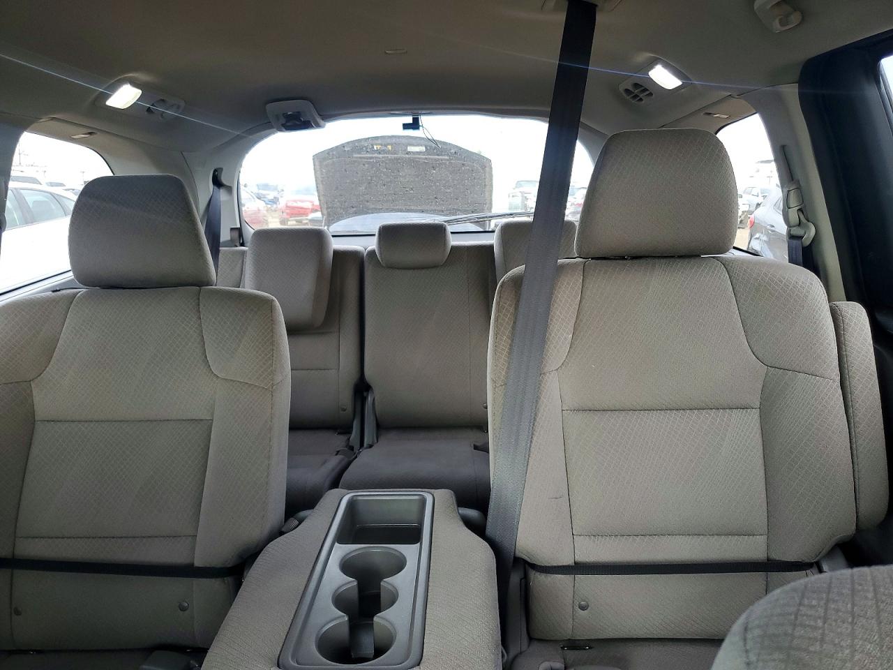 2016 HONDA ODYSSEY EX photo 28
