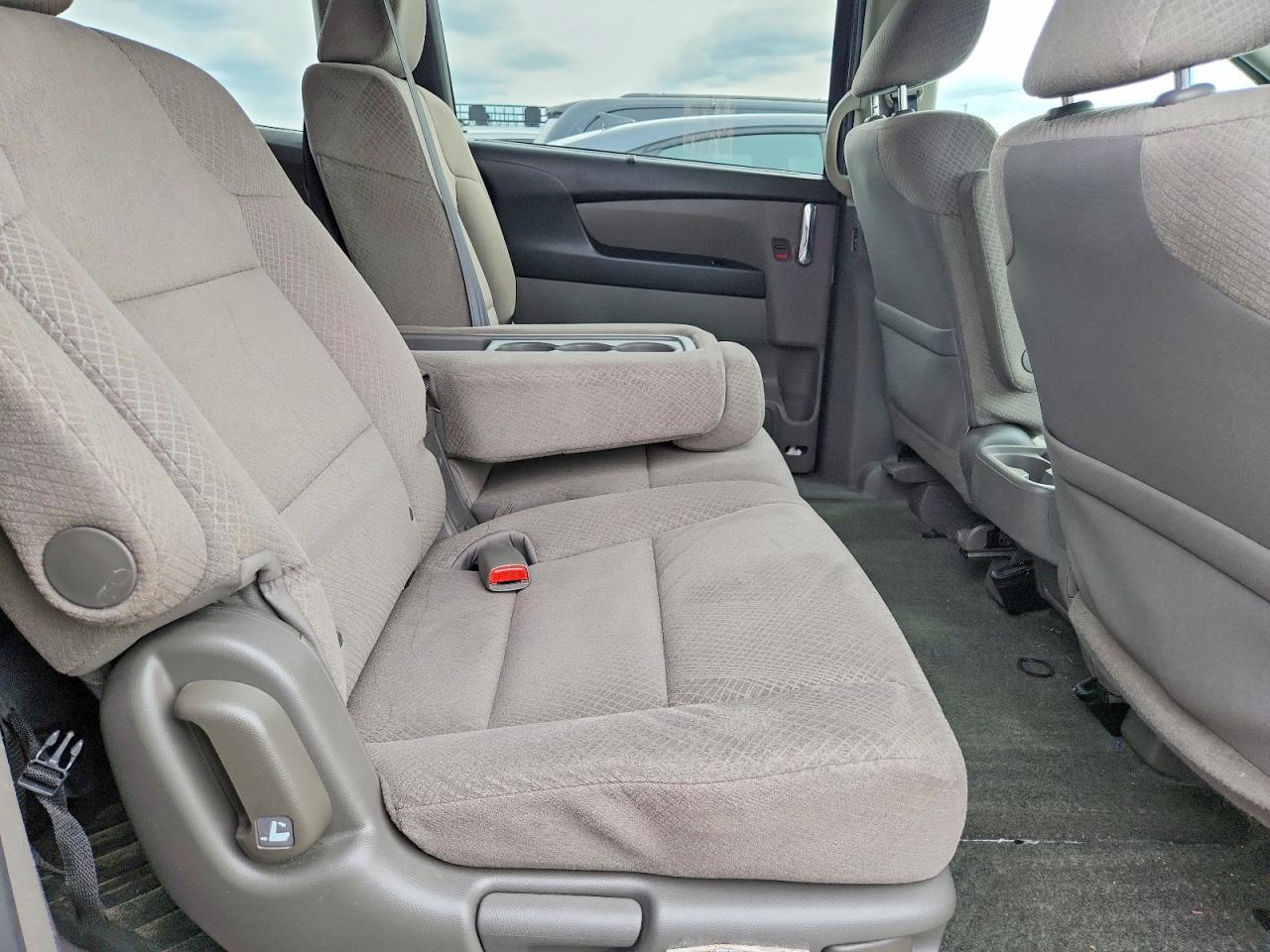 2016 HONDA ODYSSEY EX photo 31