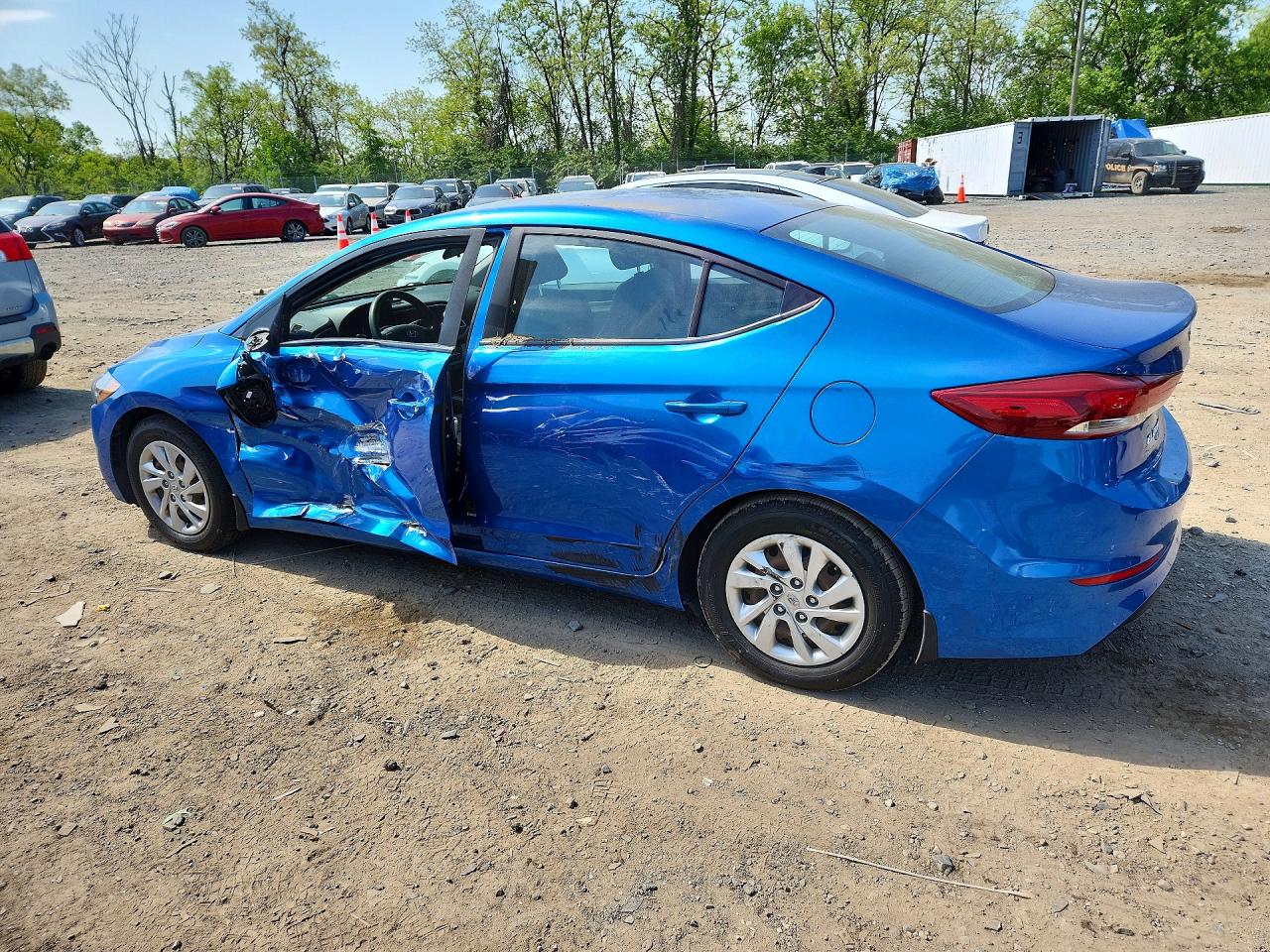 2018 HYUNDAI ELANTRA SE photo 3