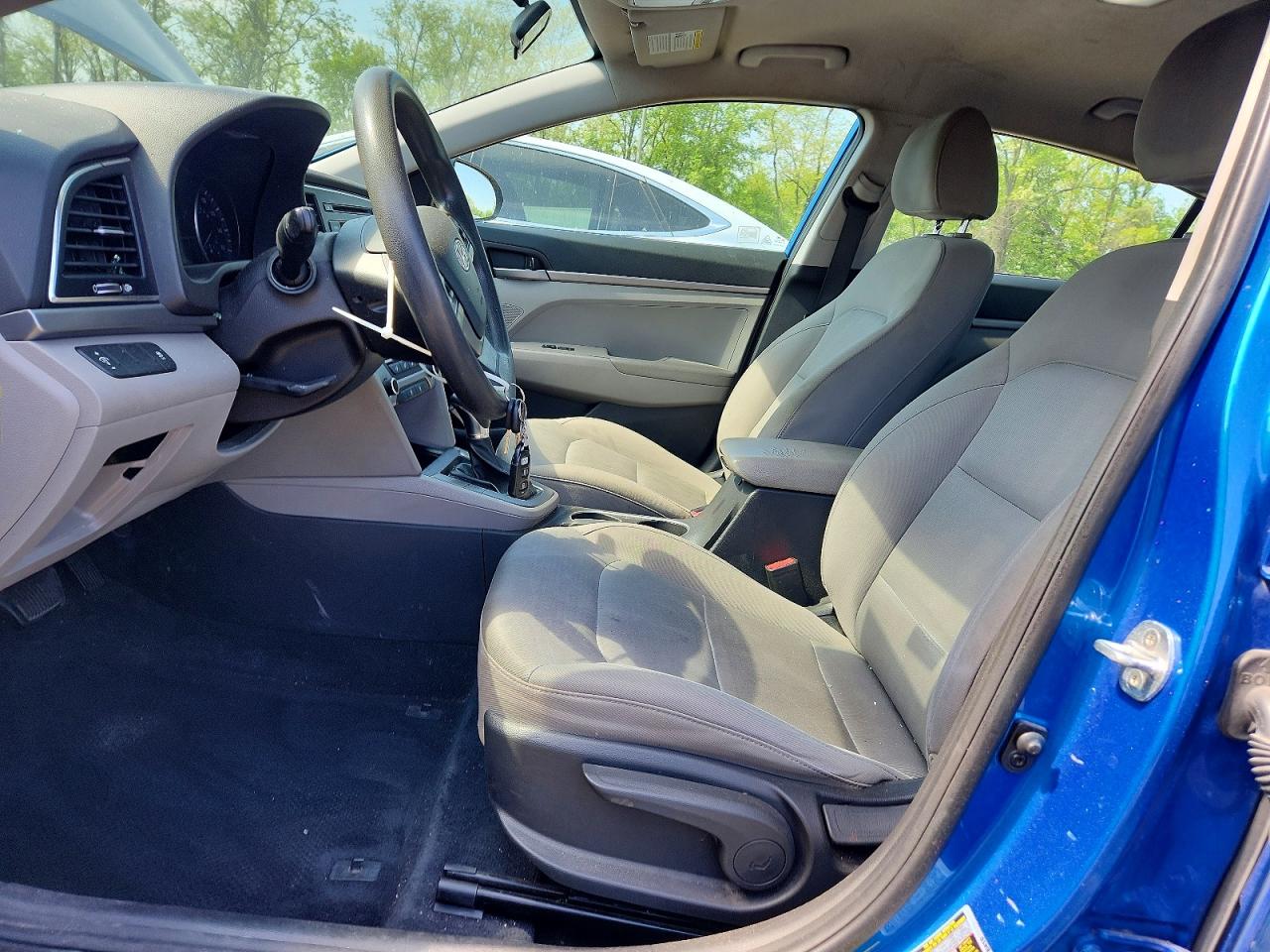 2018 HYUNDAI ELANTRA SE photo 13