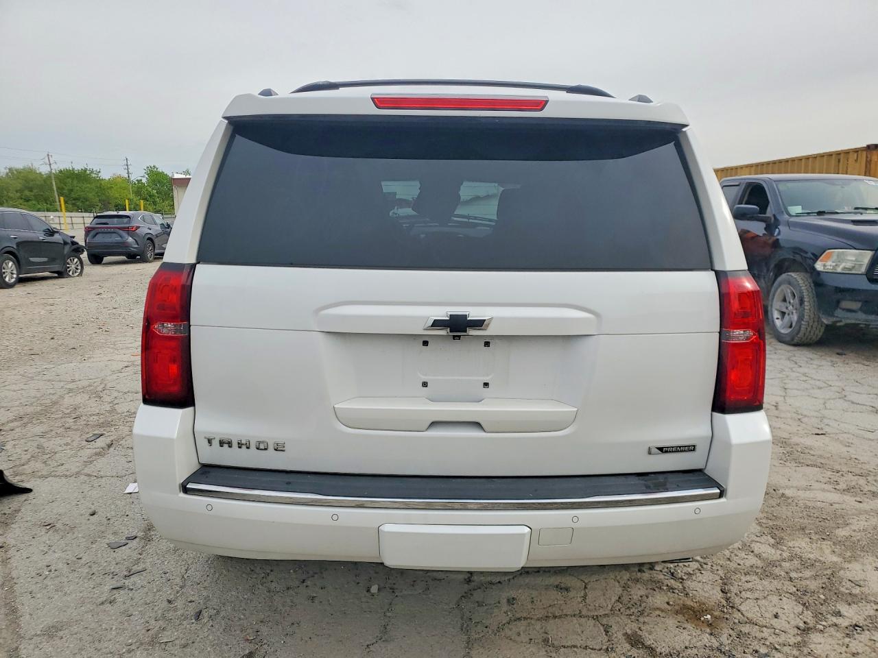 2017 CHEVROLET TAHOE K1500 PREMIER photo 11