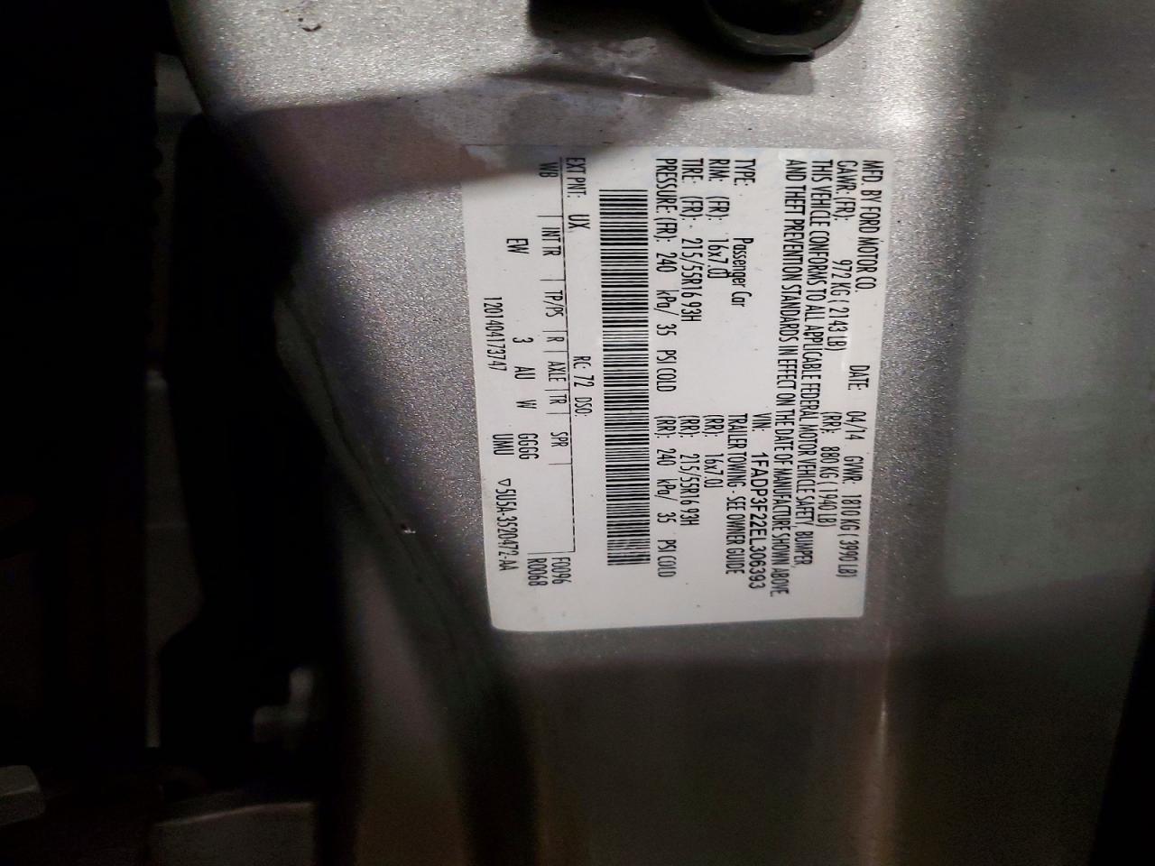 2014 FORD FOCUS SE photo 12