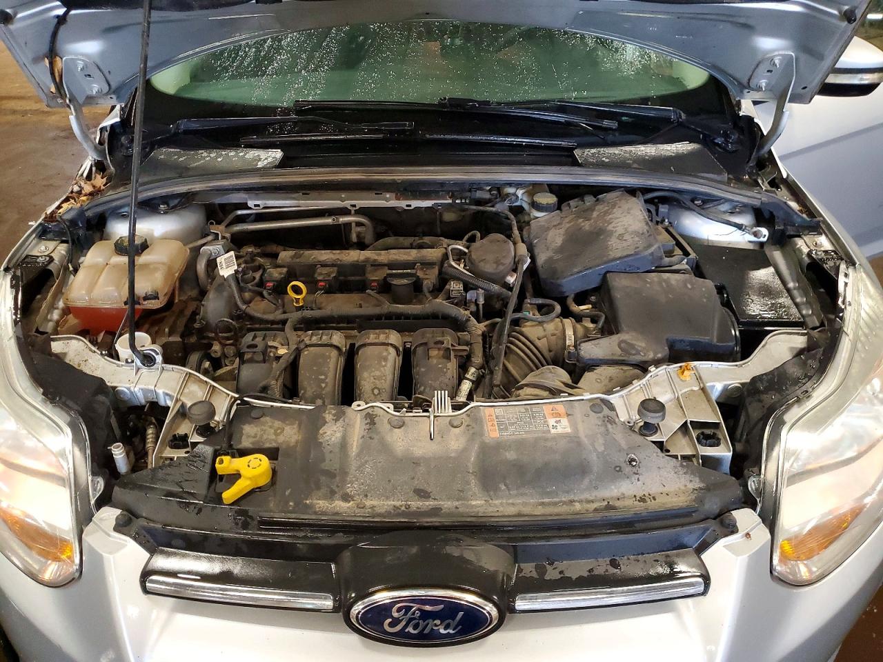 2014 FORD FOCUS SE photo 11