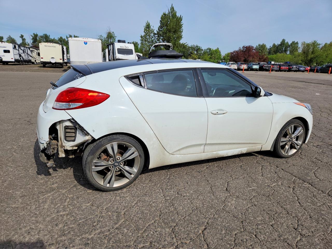 2013 HYUNDAI VELOSTER BASE photo 5