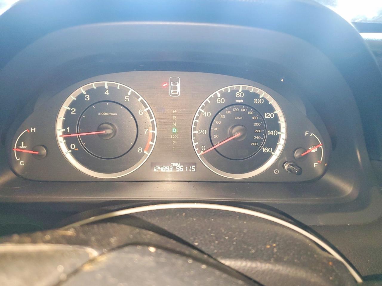 2011 HONDA ACCORD LX photo 9