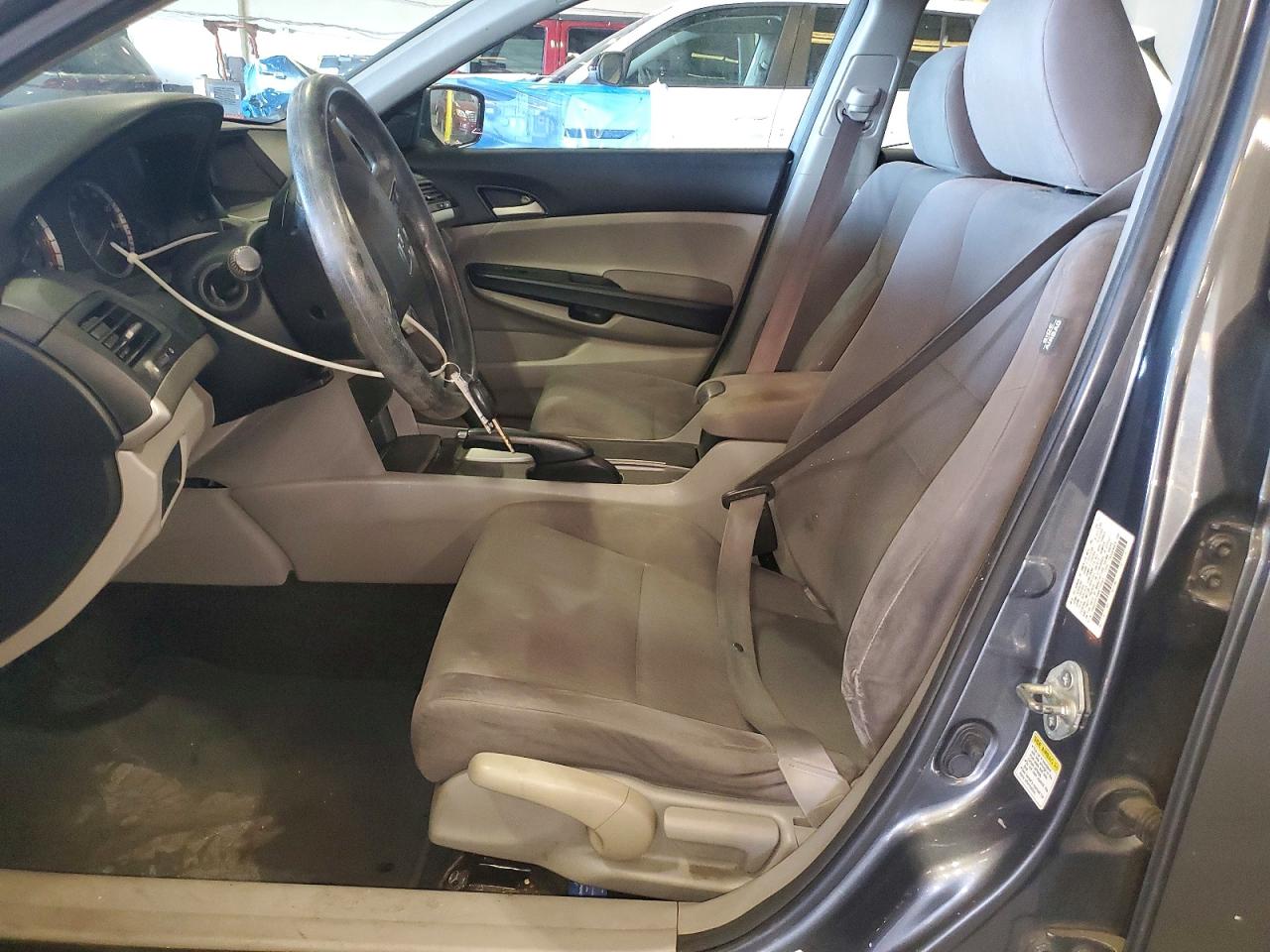 2011 HONDA ACCORD LX photo 7