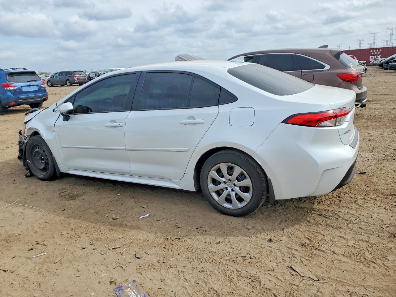 2023 TOYOTA COROLLA LE photo 3