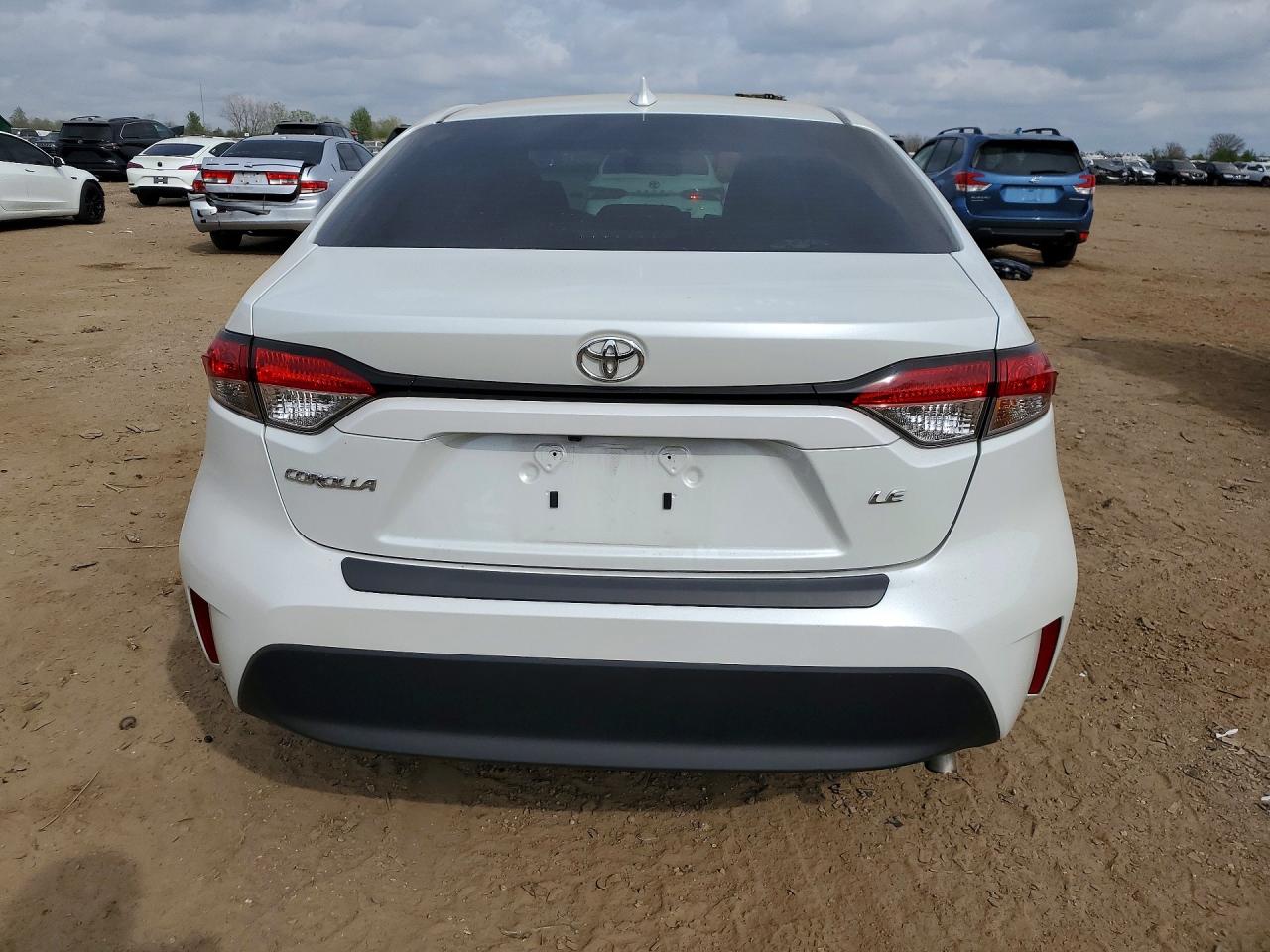 2023 TOYOTA COROLLA LE photo 11