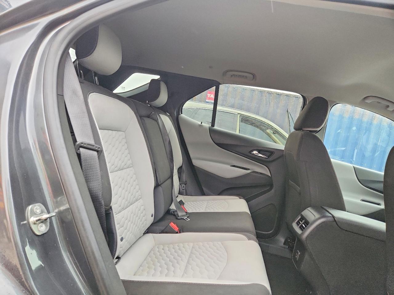 2019 CHEVROLET EQUINOX LT photo 11