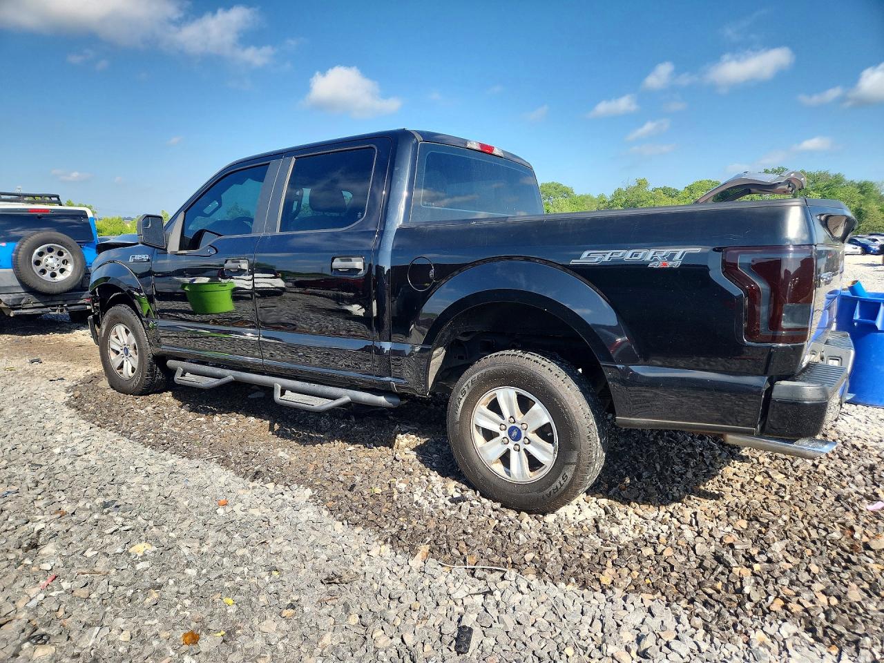 2015 FORD F150 SUPERCREW photo 2