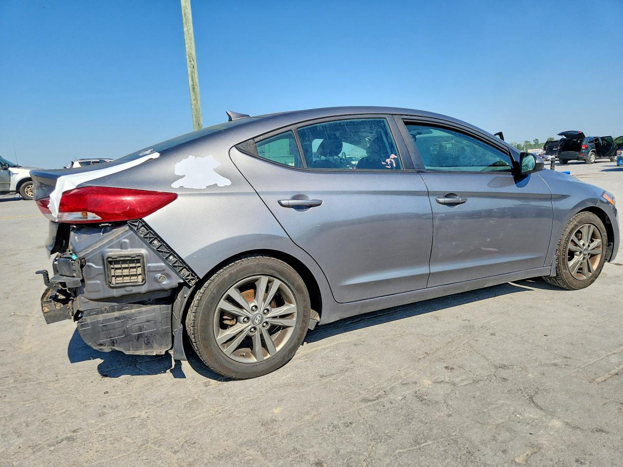 2018 HYUNDAI ELANTRA SEL photo 3