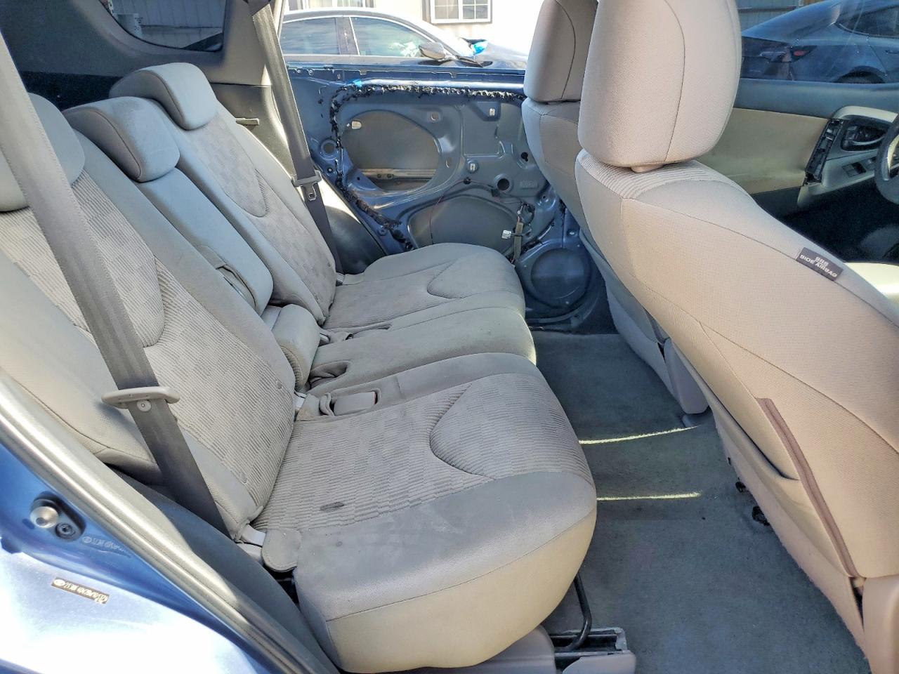 2011 TOYOTA RAV4 BASE photo 19