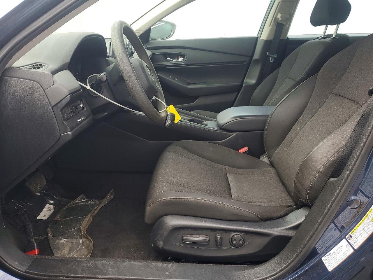 2024 HONDA ACCORD EX photo 7