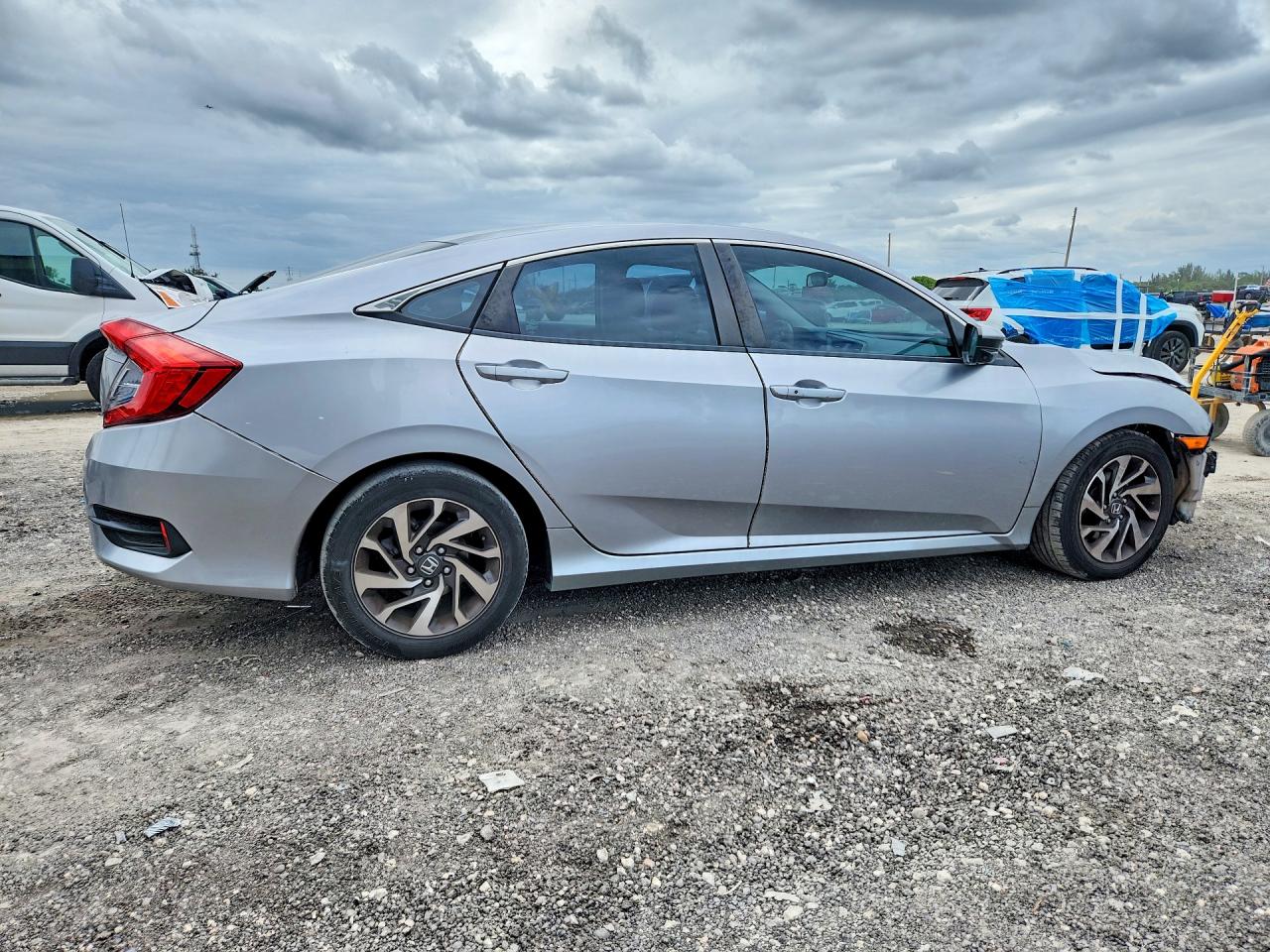 2016 HONDA CIVIC EX photo 3