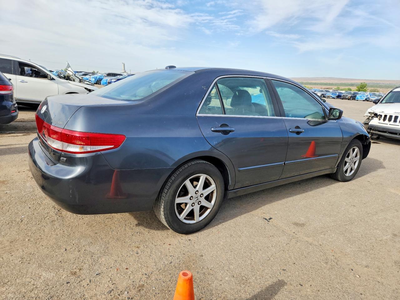 2004 HONDA ACCORD EX photo 5