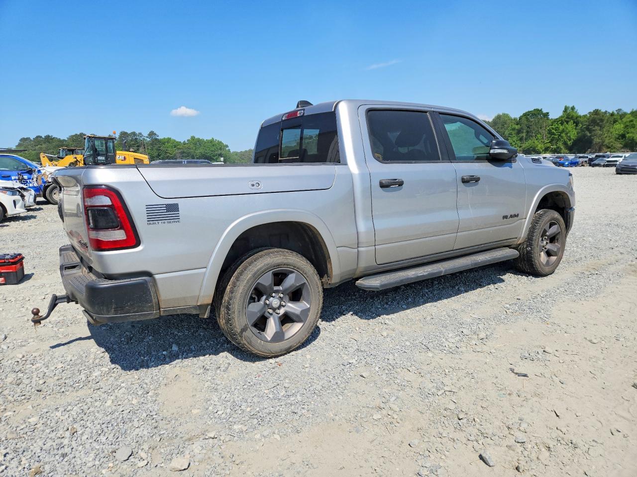2021 RAM 1500 BIG HORN photo 3