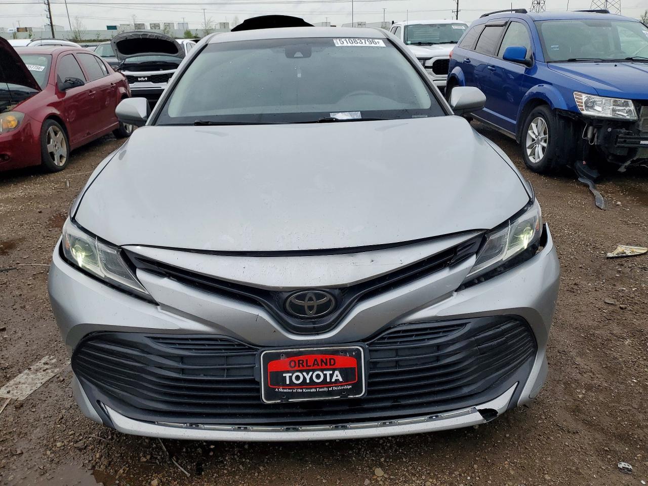 2018 TOYOTA CAMRY LE photo 9