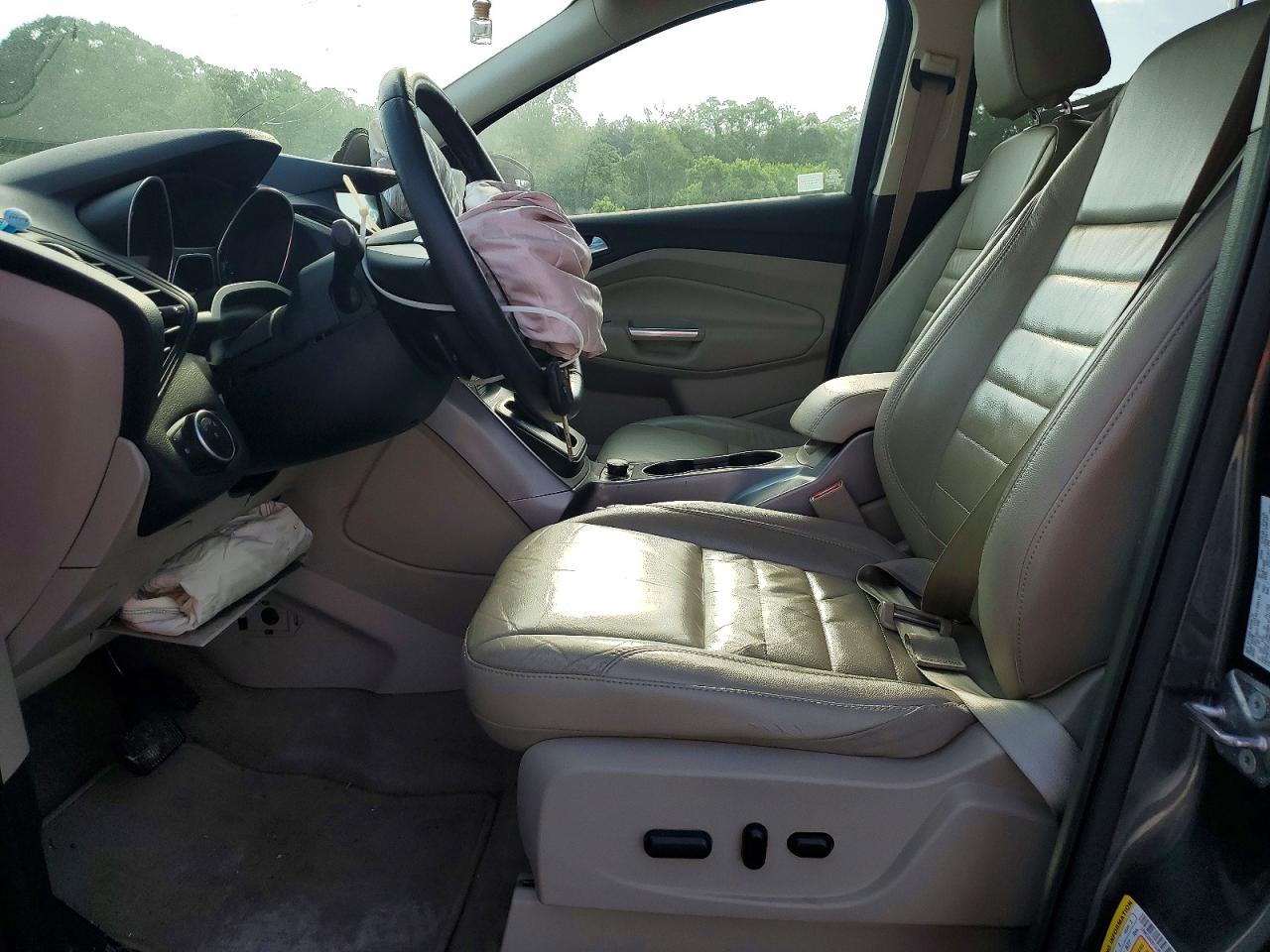 2016 FORD ESCAPE SE photo 13
