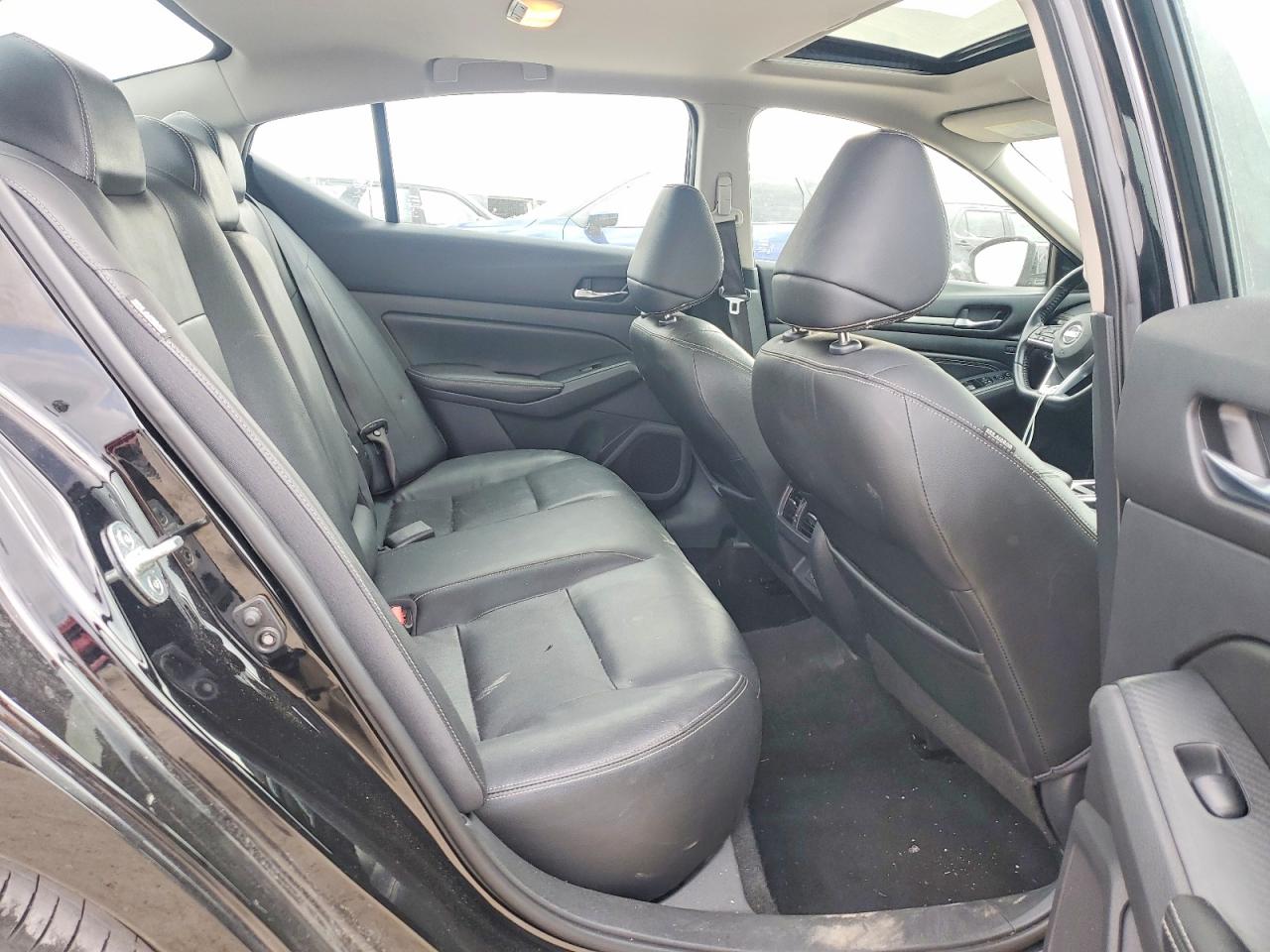 2019 NISSAN ALTIMA PLATINUM photo 19