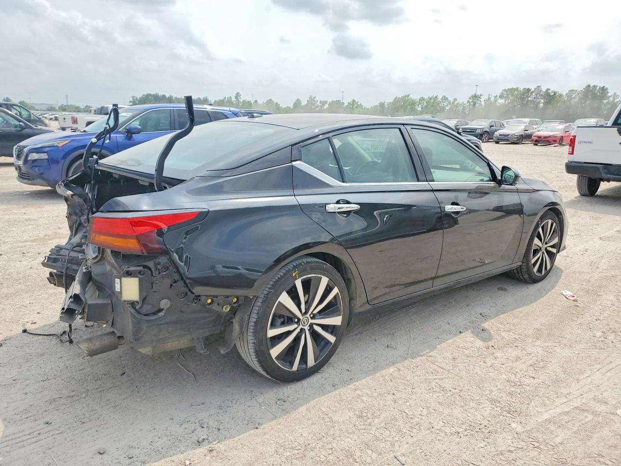 2019 NISSAN ALTIMA PLATINUM photo 5