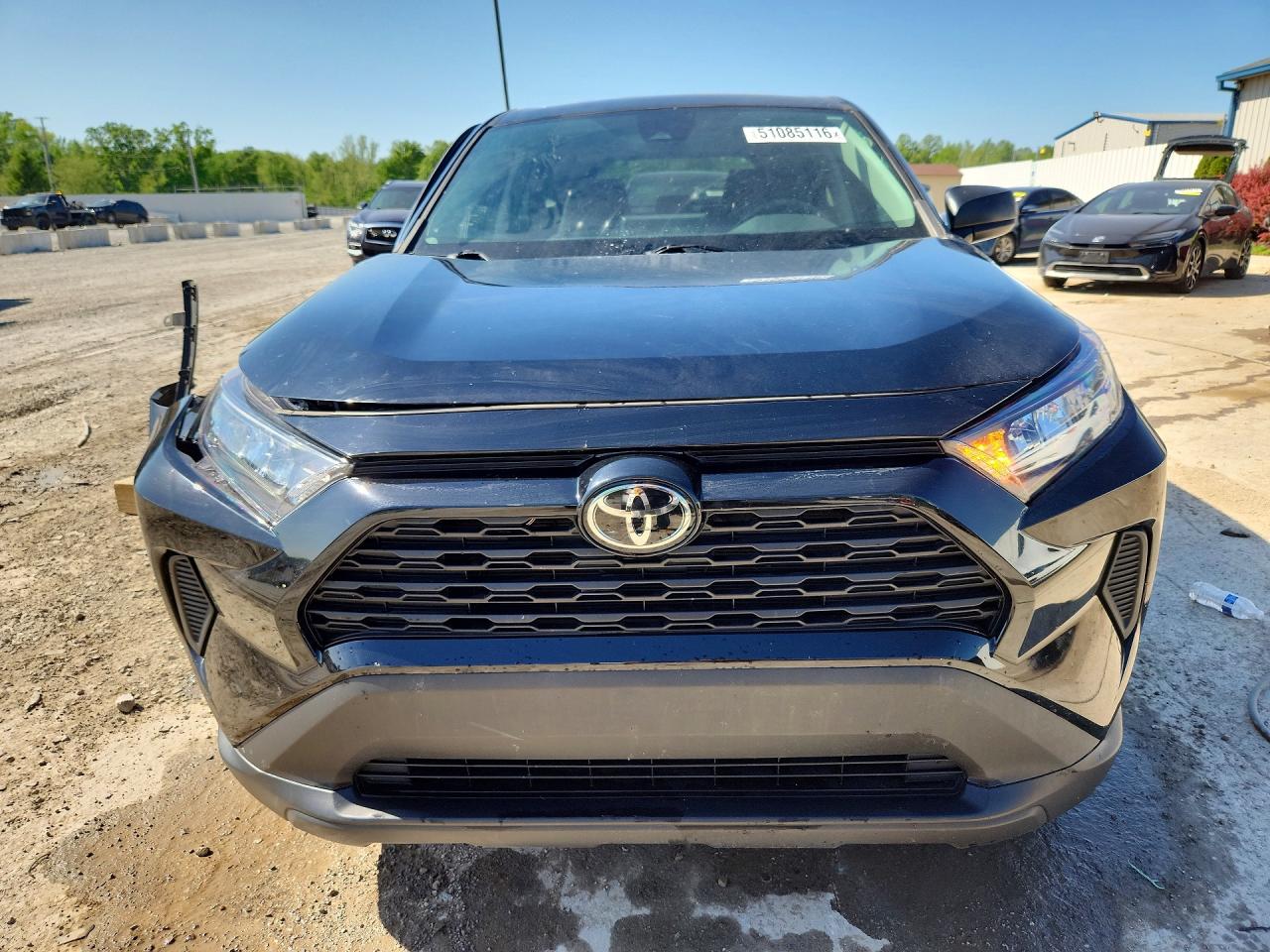 2022 TOYOTA RAV4 LE photo 13