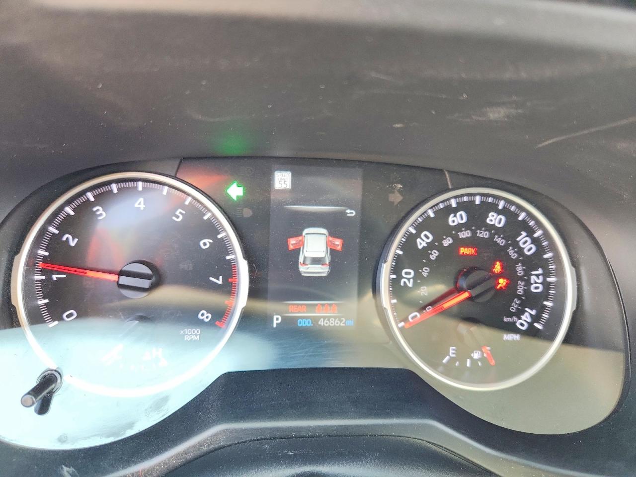 2022 TOYOTA RAV4 LE photo 25