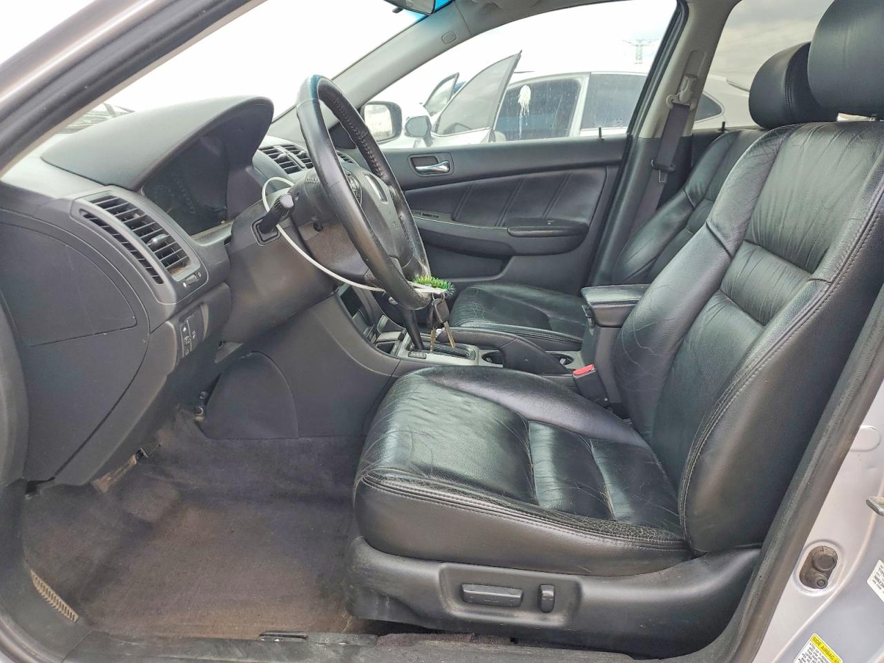 2004 HONDA ACCORD EX photo 13