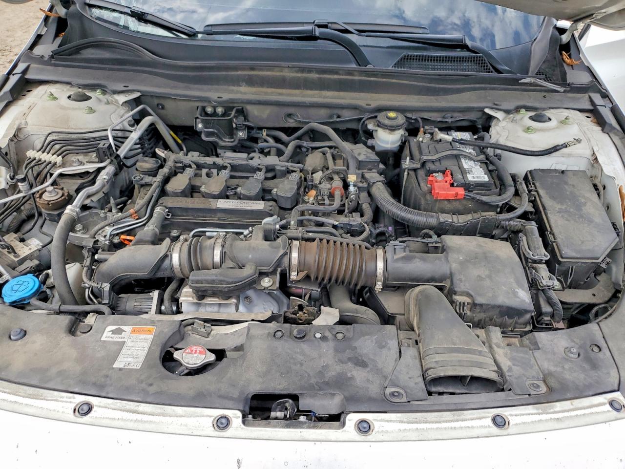 2020 HONDA ACCORD LX photo 11