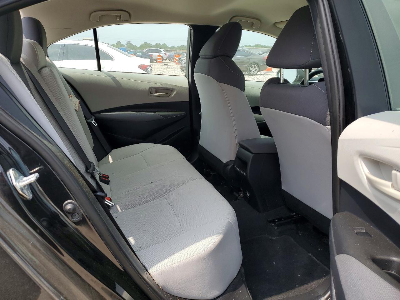 2022 TOYOTA COROLLA LE photo 19