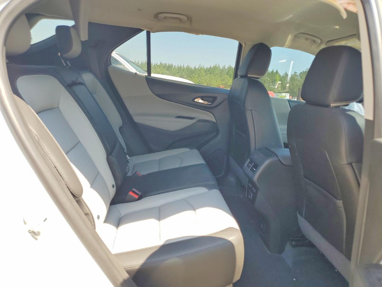 2019 CHEVROLET EQUINOX PREMIER photo 19