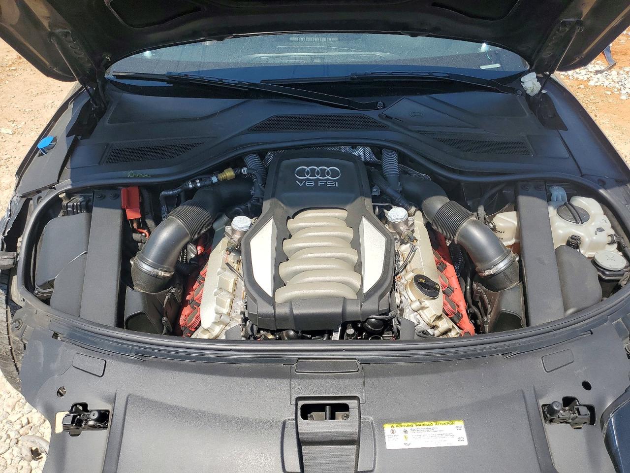 2011 AUDI A8 photo 21