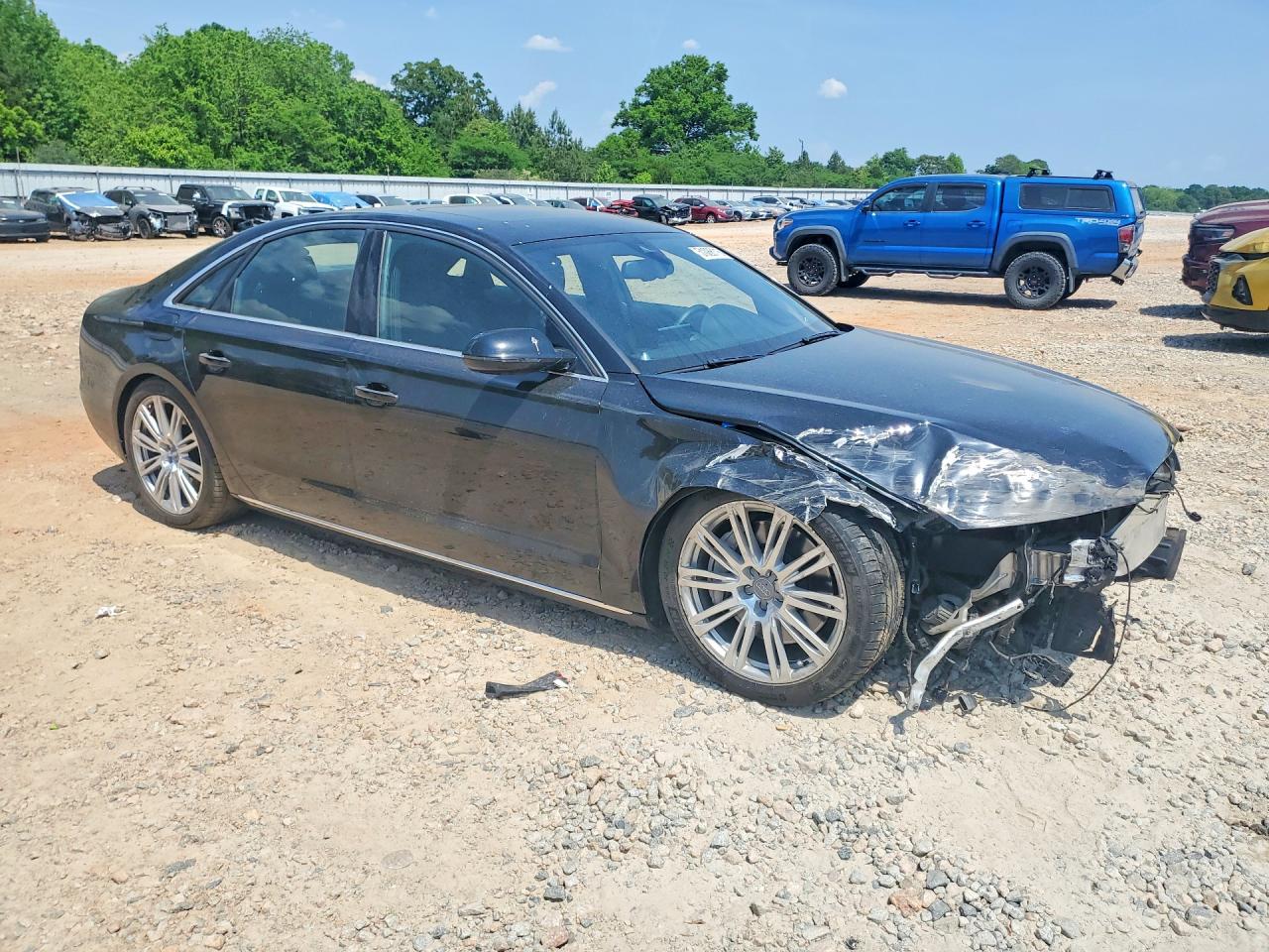 2011 AUDI A8 photo 7
