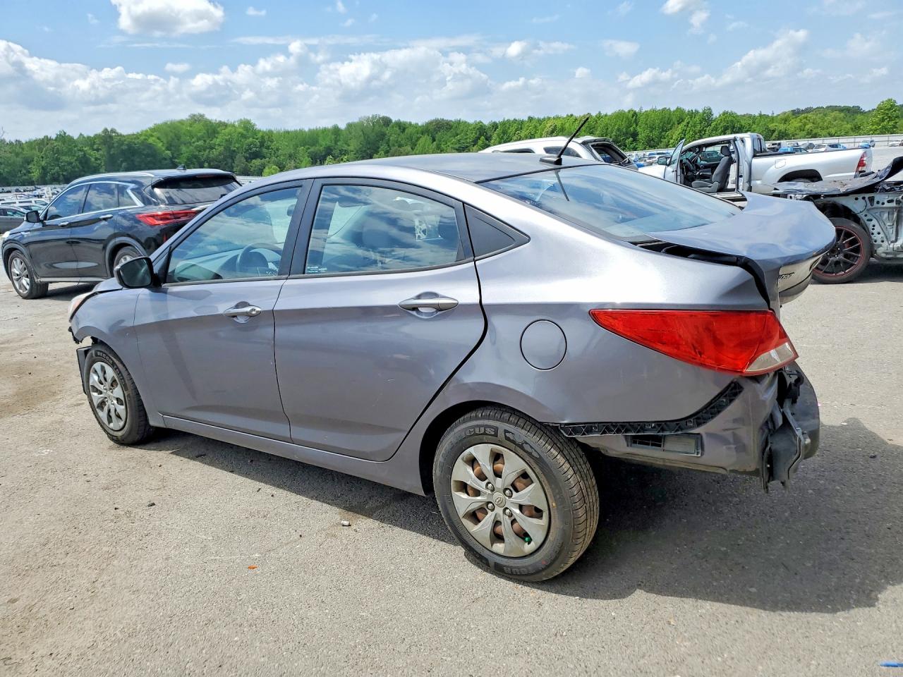 2016 HYUNDAI ACCENT photo 3