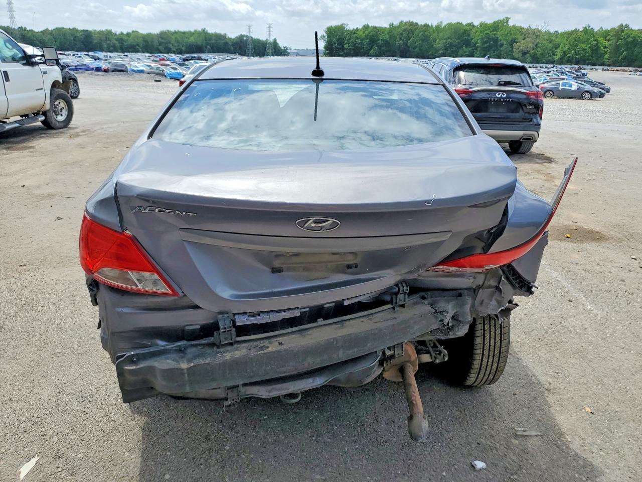 2016 HYUNDAI ACCENT photo 11