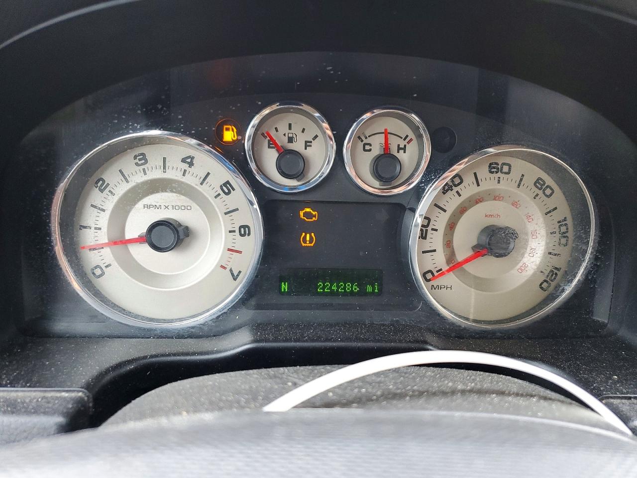 2010 FORD EDGE SEL photo 17