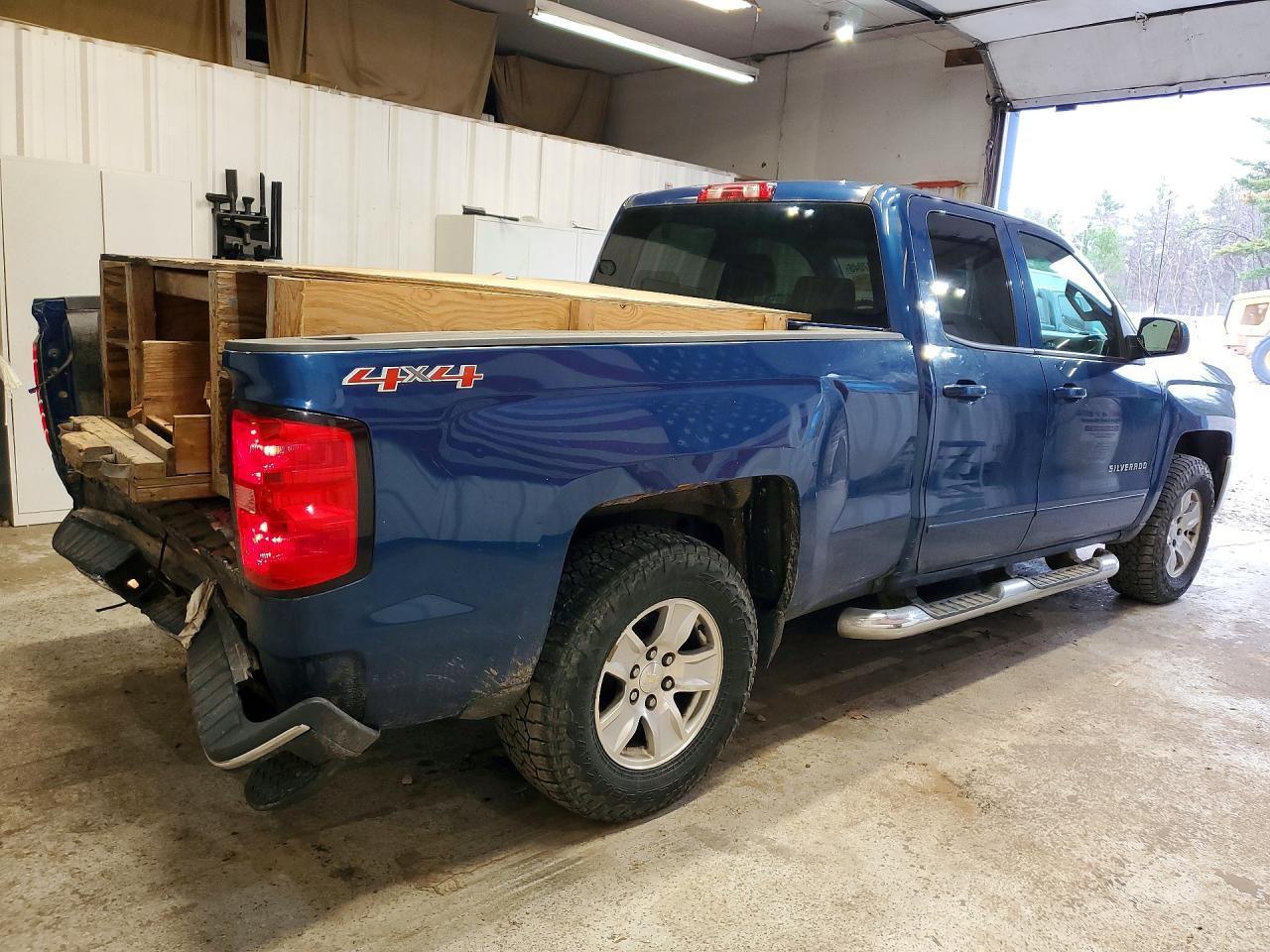 2016 CHEVROLET SILVERADO K1500 LT photo 7