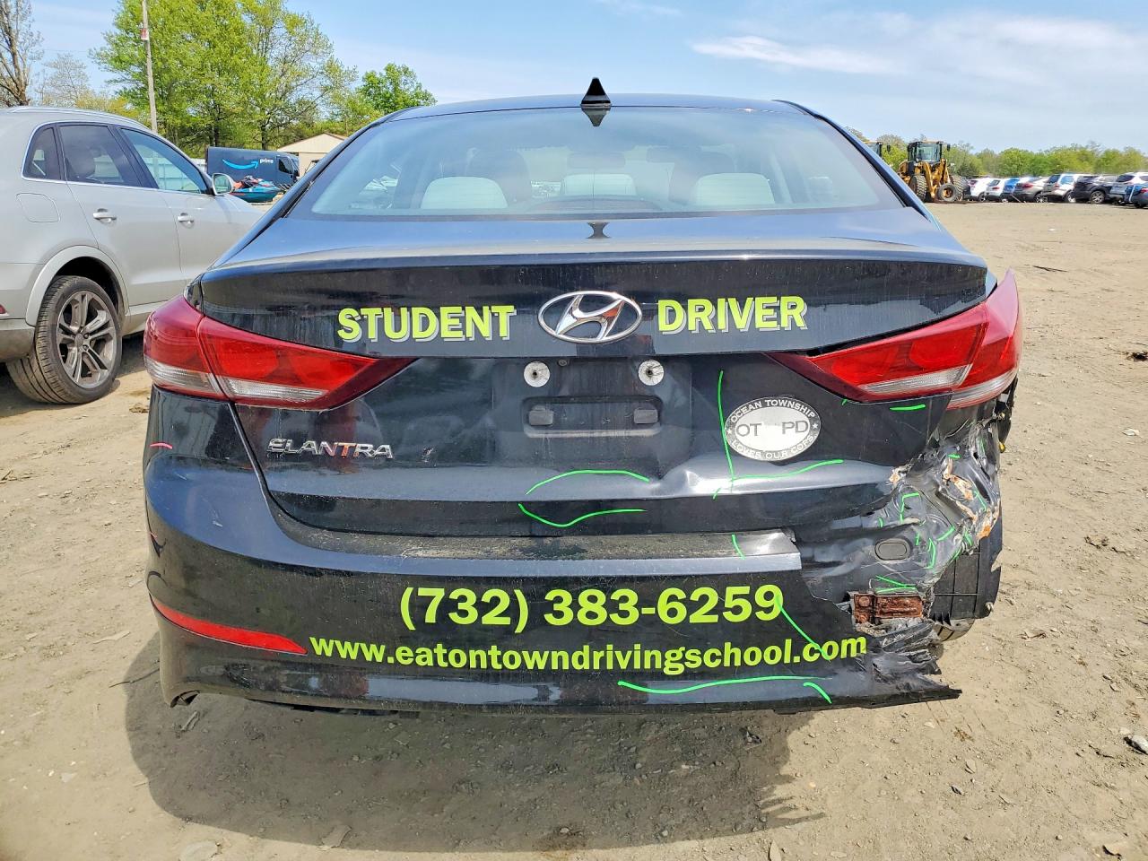 2017 HYUNDAI ELANTRA SE photo 11