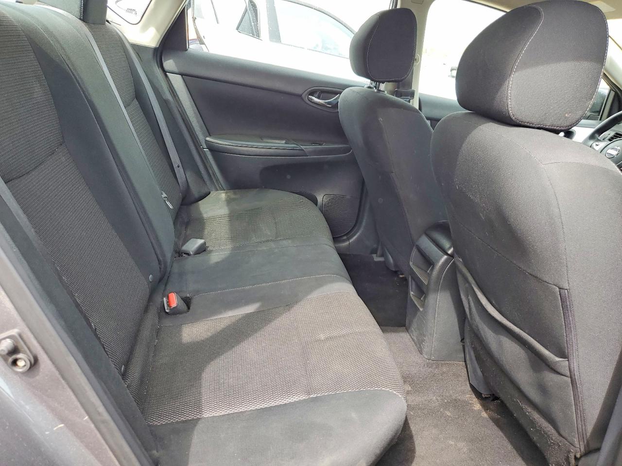 2019 NISSAN SENTRA S photo 19