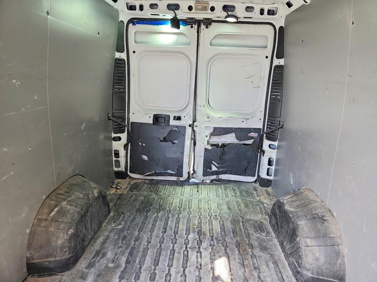 2019 RAM PROMASTER 3500 DELIVERY VAN photo 19