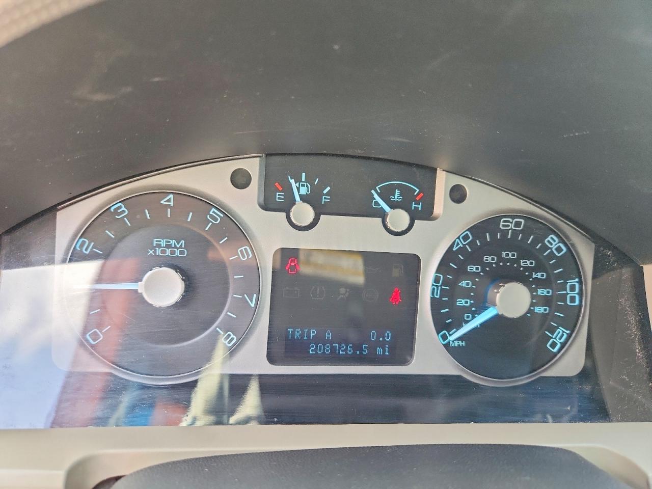 2010 MERCURY MARINER photo 17