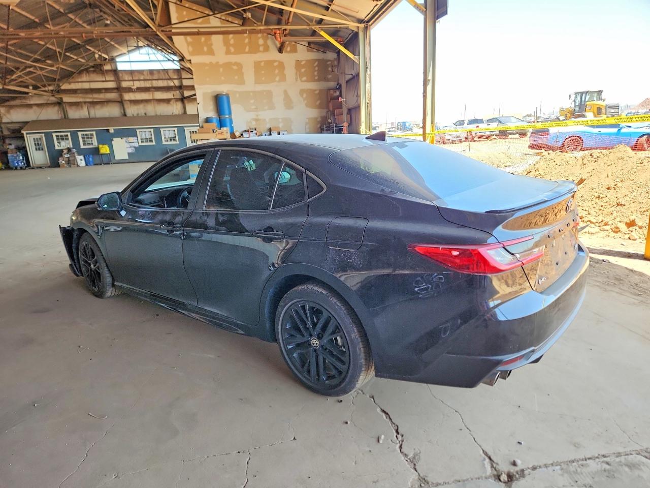 2025 TOYOTA CAMRY SE photo 2