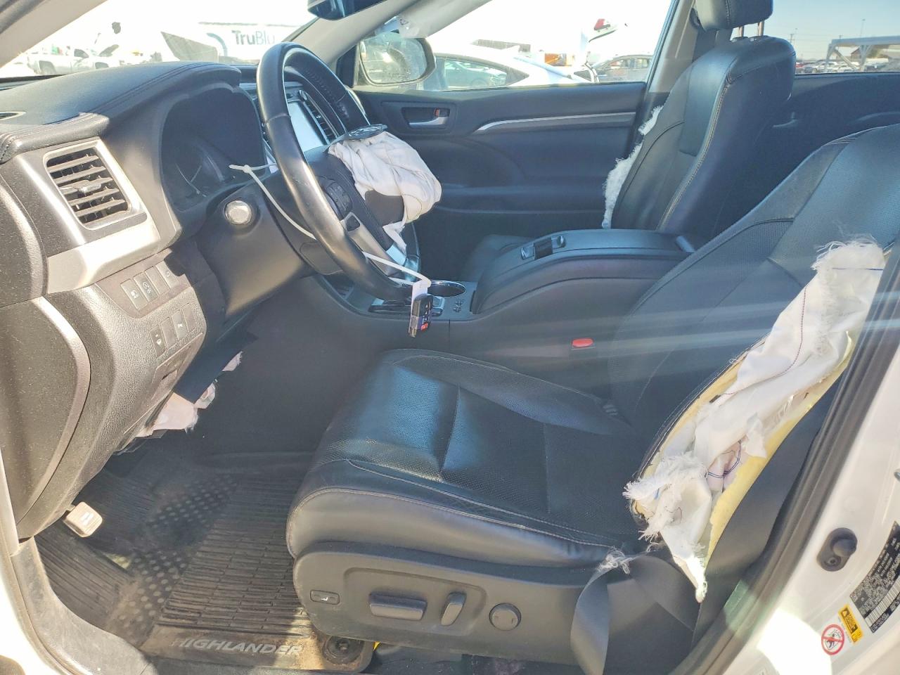 2019 TOYOTA HIGHLANDER LIMITED photo 7